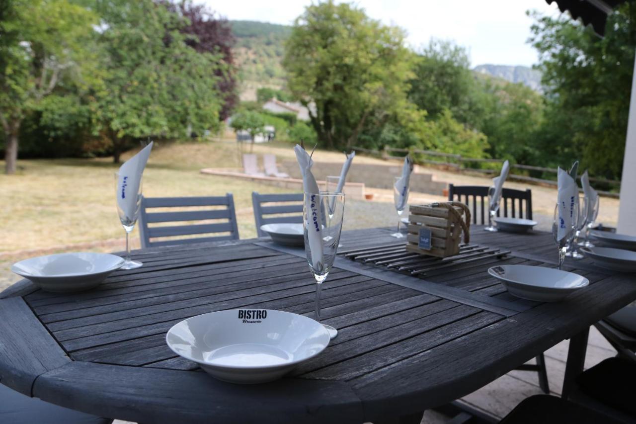 Private Riverside Villa With Breathtaking Views Axat ภายนอก รูปภาพ
