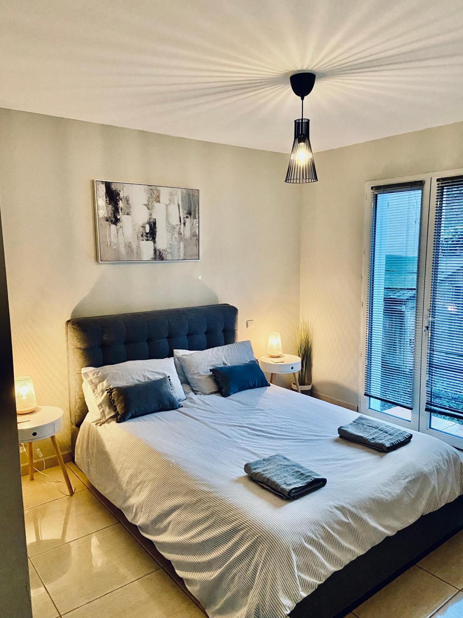 Private Riverside Villa With Breathtaking Views Axat ภายนอก รูปภาพ
